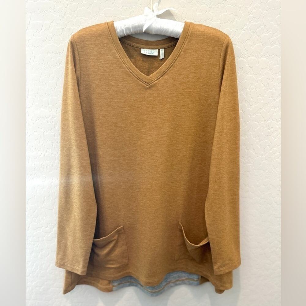 LOGO BY LORI GOLDSTEIN | Mustard V-Neck Tunic Top Lace Hem & Floral Back | XS
